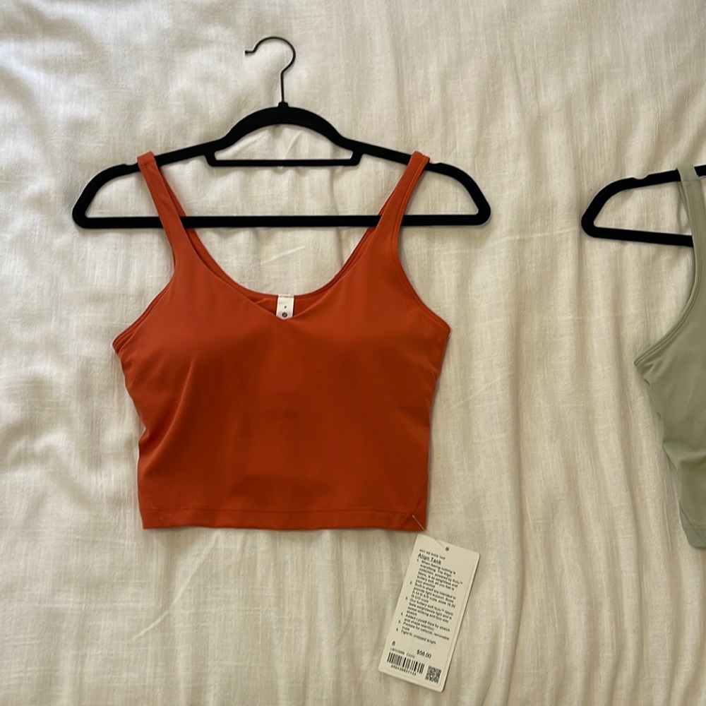 Align tank top
